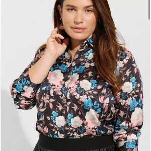 TORRID Madison Long Sleeve Floral Satin Black Button Shirt Blouse size 14 -‎ 16